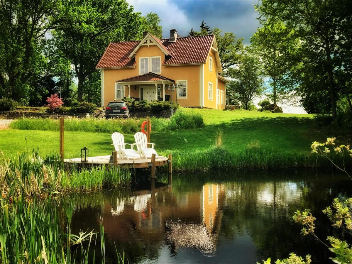 Hidingsta Gard B&B Йоребру Екстериор снимка