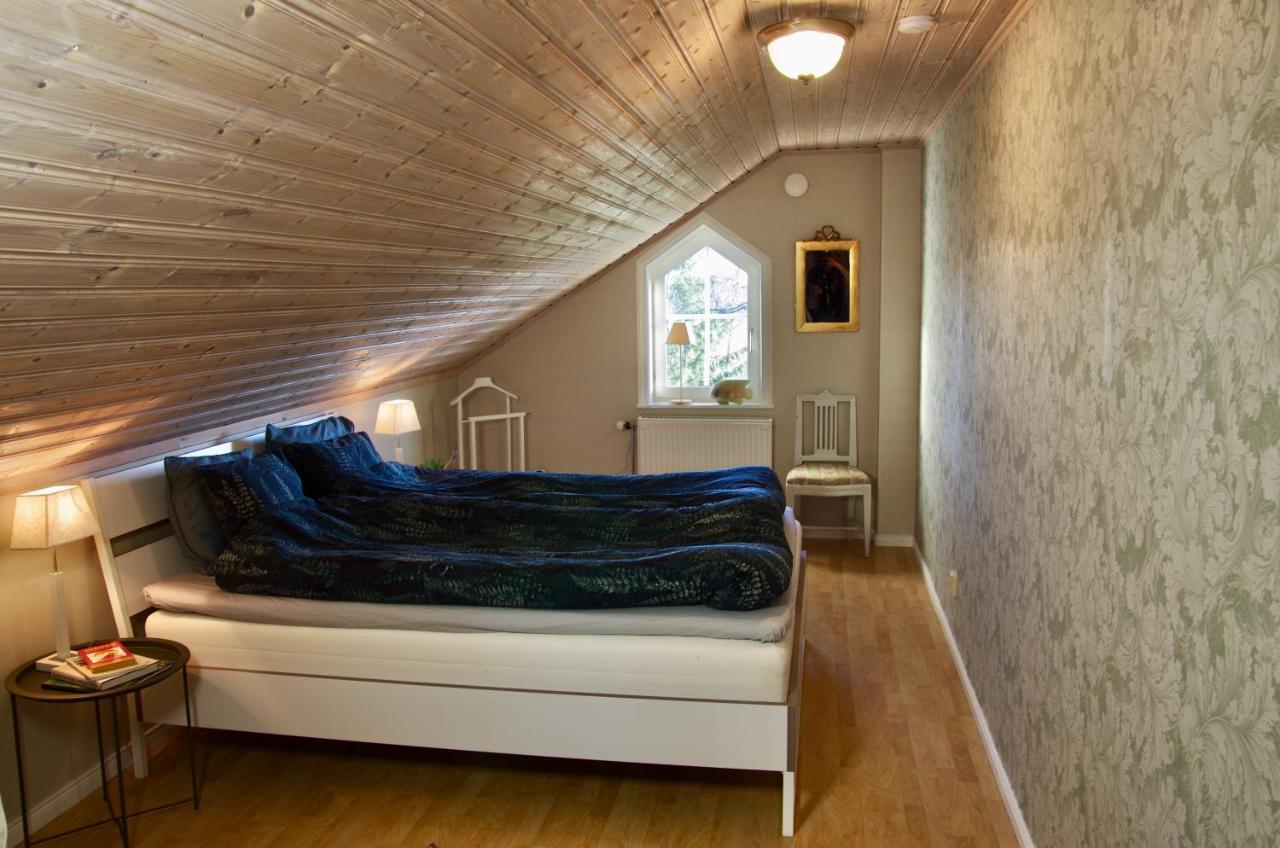 Hidingsta Gard B&B Йоребру Екстериор снимка